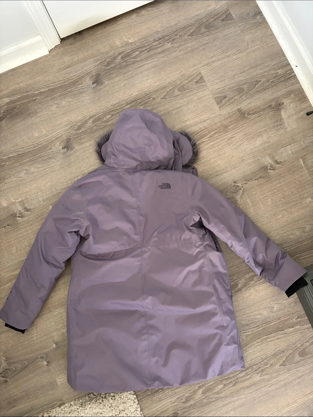 The North Face Lavender Women's Insulated Parka with Faux Fur Hood - Picture 10 of 15